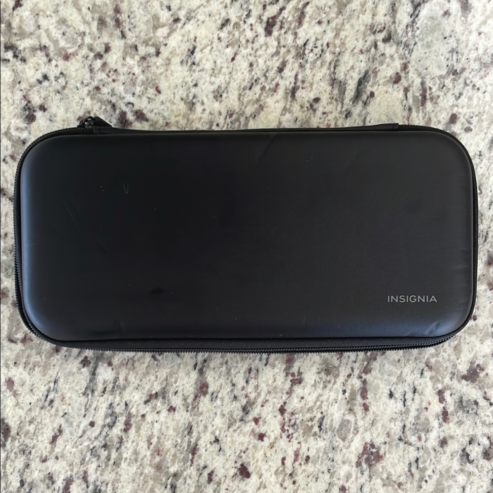 Insignia Switch Go Case